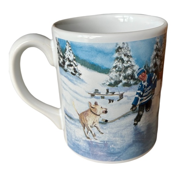 2003 Tim Hortons Limited Edition Collector Series #003 Skating Pond Mug - Picture 4 of 8
